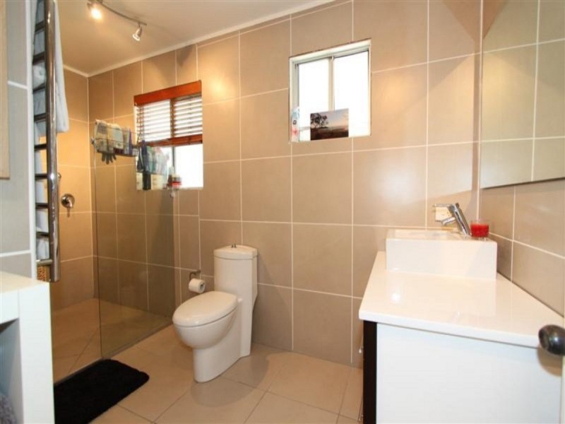 92 Ward Street, The Range QLD 4700